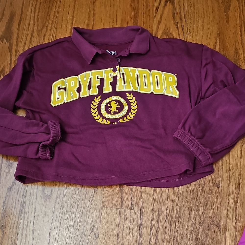 Gryffindor Cropped Polo Stop